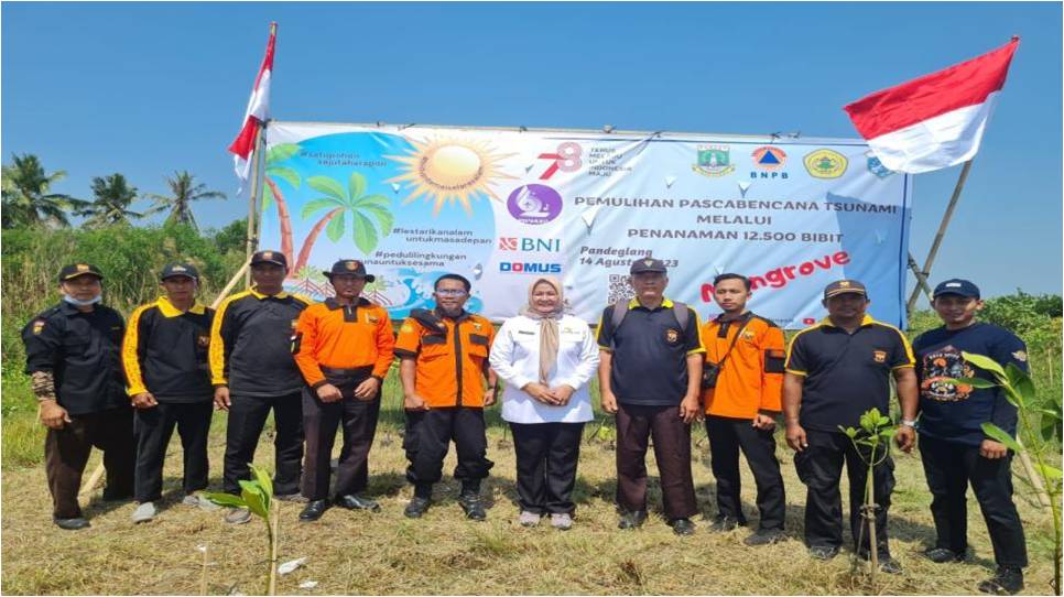 KEGIATAN PEMULIHAN PASCABENCANA TSUNAMI MELALUI PENANAMAN 12.500 BIBIT MANGROVE